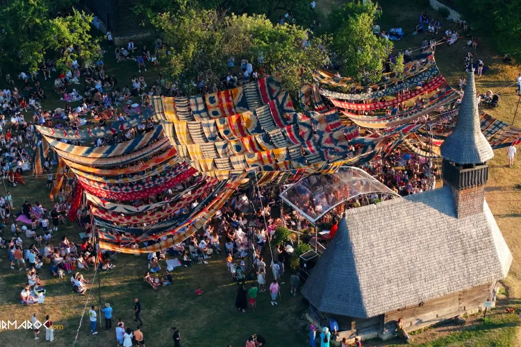 Trei zile de artă și tradiție la Cluj-Napoca! „Iarmaroc la Sat” aduce peste 100 de creatori în inima orașului 