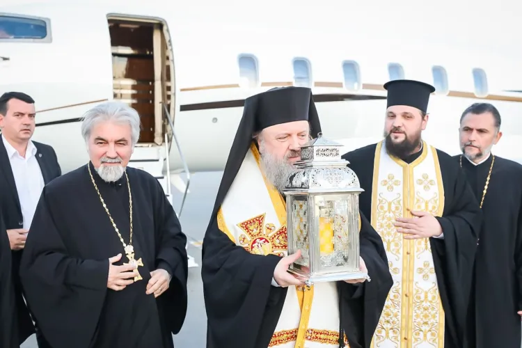 Când va ajunge Sfânta Lumină în România: Războiul din Orientul Mijlociu îngreunează procesul, iar ceremonia va fi diferită față de anii trecuți