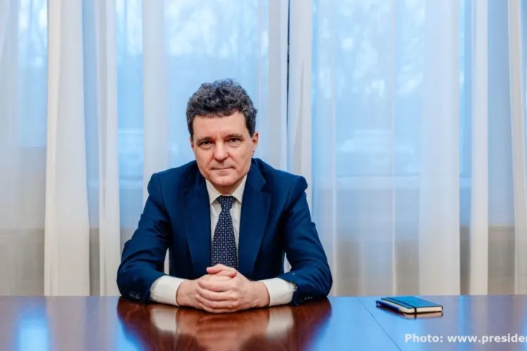 Nicușor Dan, mesaj puternic de Înviere: Cum îi îndeamnă președintele pe români să rămână uniți și să creadă în puterea binelui