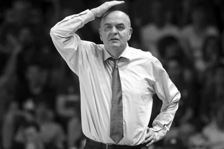 Doliu în familia U-BT și a baschetului european! A murit marele antrenor Dusko Vujosevic. Avea doar 67 de ani, însă a pierdut lupta cu boala 