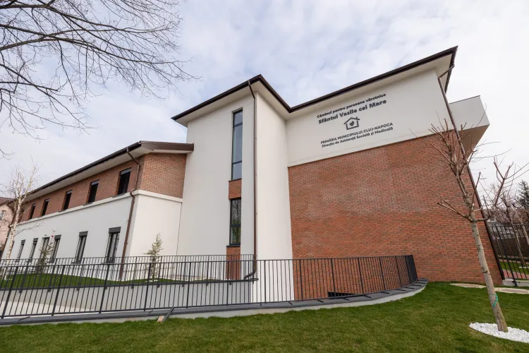 Mai sunt locuri la noul cămin pentru vârstnici din Cluj, dar se ocupă rapid. Cum poți înscrie un membru al familiei înainte să fie prea târziu