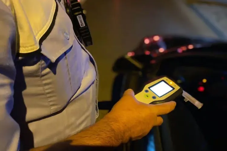 Un clujean inconștient a fost arestat după ce a fost prins la volan rupt de beat: „Spiritul” sărbătorilor i-a dat tupeu să se urce la volan în așa hal