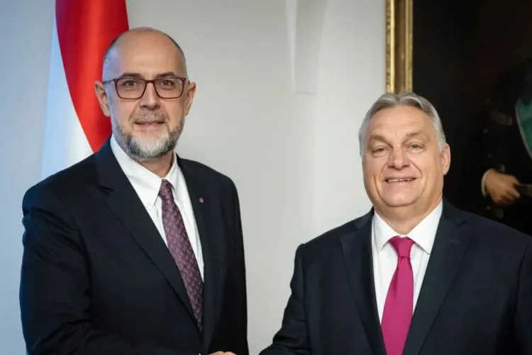 Cade capul lui Kelemen Hunor? Liderul UDMR, băgat în ședință de Peter Magyar pentru sprijinul acordat lui Viktor Orban: „Vom avea o discuție”