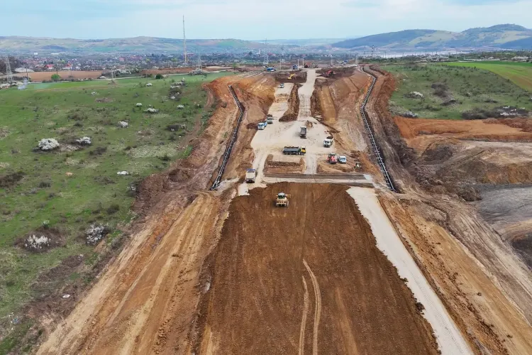 S-a văzut lumina de la capătul tunelului pe A3! Termenul la care șoferii din Cluj ajung la Oradea doar pe autostradă