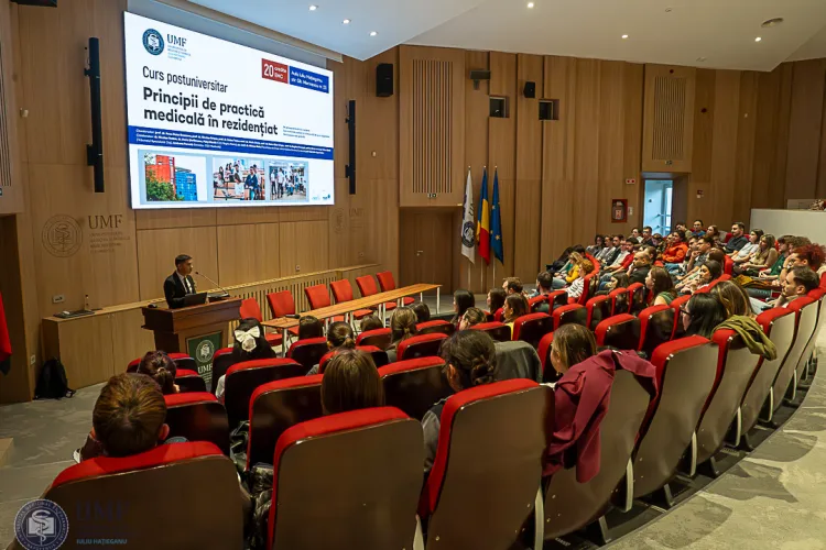 UMF Cluj îi învață pe medicii rezidenți să fie și oameni, nu doar doctori: Ce este „cinemedicina