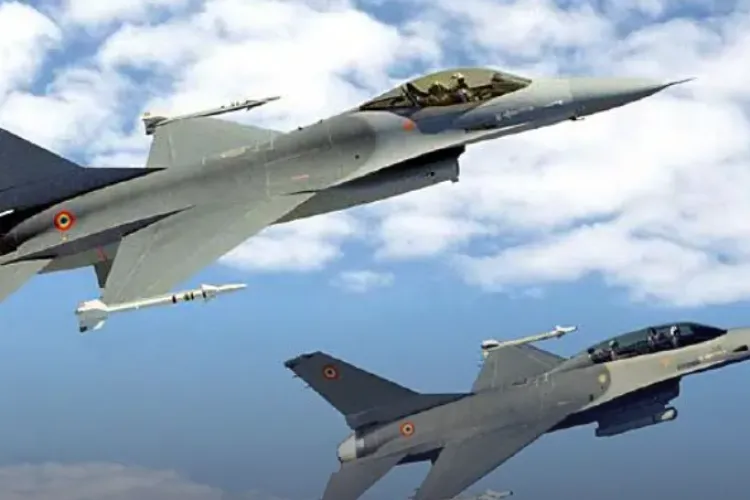 F-16-urile au decolat de urgență, sistemele antiaeriene, în poziții de tragere. Populația, avertizată cu mesaje RO-ALERT