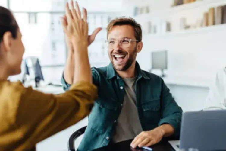 Salariile nu mai sunt secrete! Schimbare majoră pentru angajați din iunie 2026. Se anunță „revoluție” pe piața muncii 