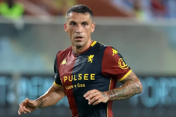 Vine Nicolae Stanciu la Universitatea Cluj? Radu Constantea anunță că n-are bani pentru un astfel de jucător, realitatea e alta: „Vrea lângă familie”