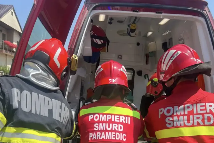 Accident violent în Cluj-Napoca! Doi pietoni au fost loviți chiar pe trecerea de pietoni și au ajuns la spital