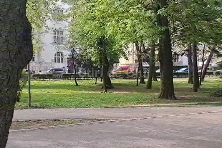 VIDEO. Mai multe echipaje ISU, acum la Facultatea de Chimie a UBB Cluj: „Vă rugăm să nu intrați în panică”