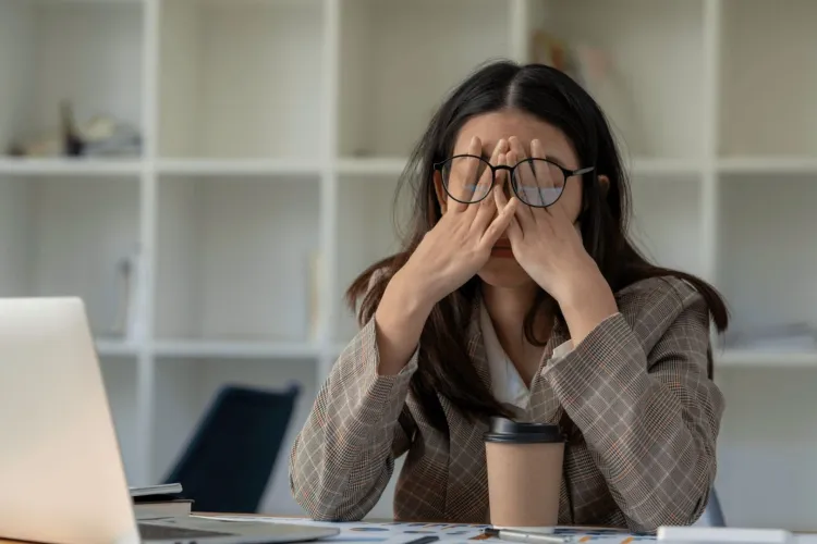 Munca, un pericol tăcut: Sute de mii de oameni mor anual din cauza stresului și a condițiilor de lucru