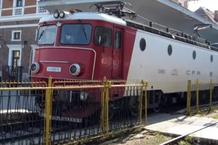 Litoralul, mai aproape ca niciodată de 1 Mai! CFR Călători deschide sezonul cu trenuri suplimentare și reduceri 