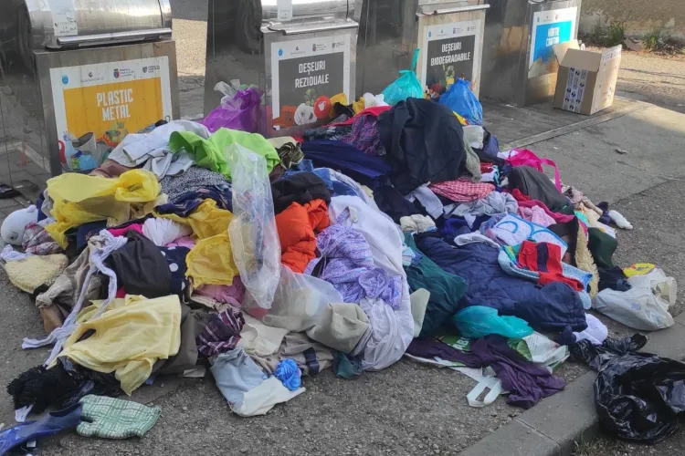 Containerele „Hai,Na!” din Cluj s-au transformat în focare de mizerie: Imagini greu de privit din orașul „de 5 stele”. „Rușine celor care fac asta!”