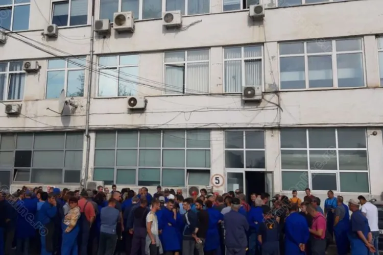 Val de concedieri în Ardeal: O companie cu tradiție în componente auto dă afară 500 de angajați, după ce a mai concediat 250. Altă firmă se închide de tot