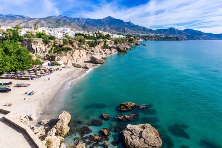 Cluj-Napoca i-a convins pe spanioli! Mai multe zboruri din orașul nostru spre o zonă turistică vizitată de 14 milioane de oameni anual