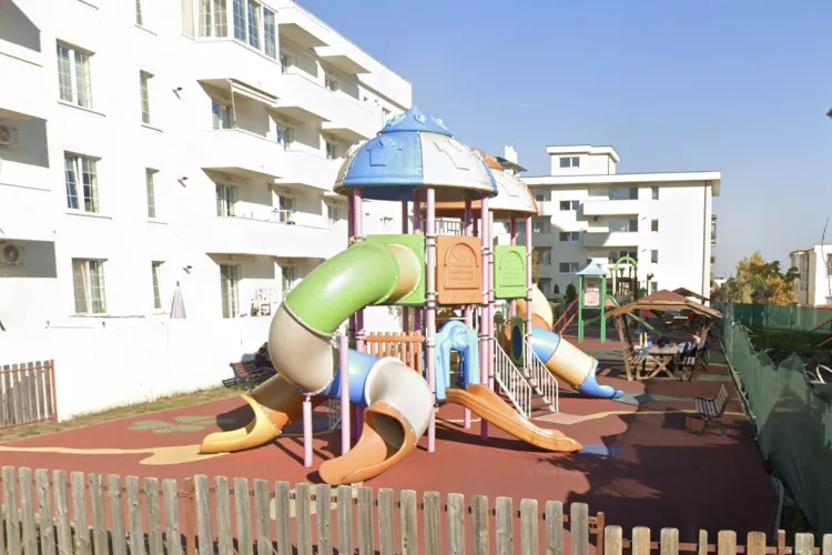 Parc din Cluj, transformat în toaletă publică! Copiii se joacă printre dejecții: „E ceva de nedescris!” Locuitorii cer camere de supraveghere!