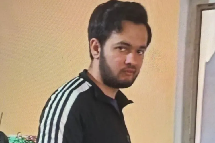 Tânăr de 21 de ani căutat în tot Clujul, după ce a plecat de acasă și nu se mai știe nimic de el. Aveți informații?