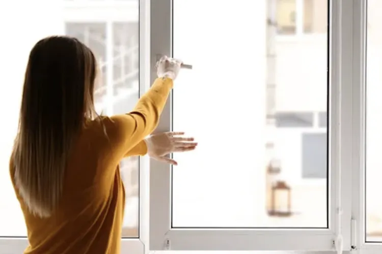 „Aromă” de primăvară! Clujenii sufocați din nou de mirosul insuportabil de afară: „Nu se poate aerisi din cauza mirosului de-afară!