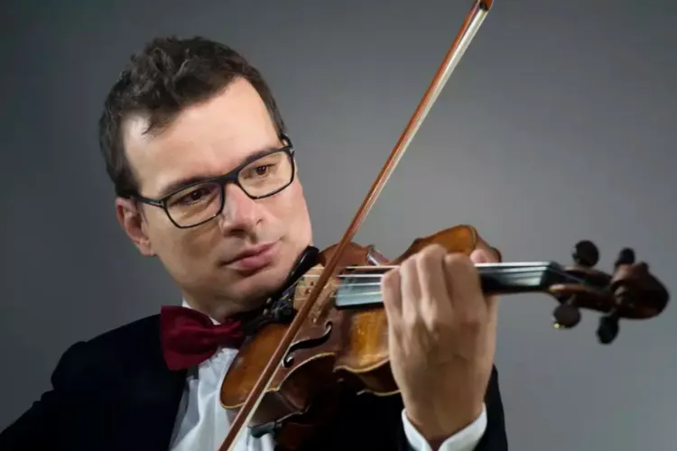 Sunetul legendar al unei viori Stradivarius ajunge la Cluj! Alexandru Tomescu aduce o premieră rară pe scena Sălii Héritage