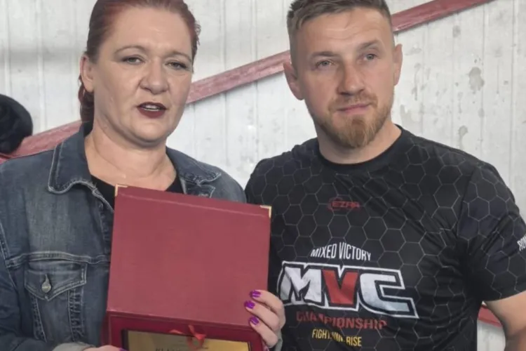 Spectacol de forță în Apahida: Sportivi din toată țara s-au duelat în zeci de meciuri într-o competiție care a pus comuna din Cluj pe hartă