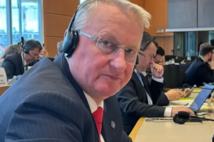 Deputatul clujean Remus Lăpușan, atac la PNL și USR: „România nu este un experiment și românii nu sunt cifre într-un calcul politic”