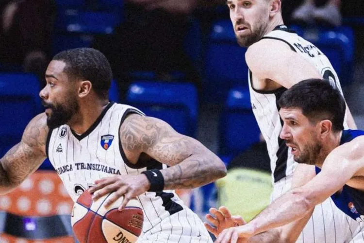 Meci decisiv înainte de Play-Off: U-BT și Buducnost se înfruntă la Cluj într-un meci care poate schimba complet soarta sferturilor de finală