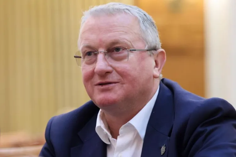 Deputatul clujean Remus Lăpușan, în contextul moțiunii pregătite de PSD și AUR împotriva Guvernului Bolojan: „PNL și USR sunt ipocriți. Și nu numai”