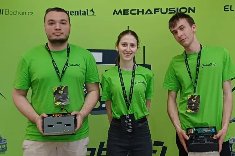 Performanță pentru Cluj în lumea roboticii: Studenții de la UTCN, aproape de podium la competiția internațională RoboTEC - VIDEO