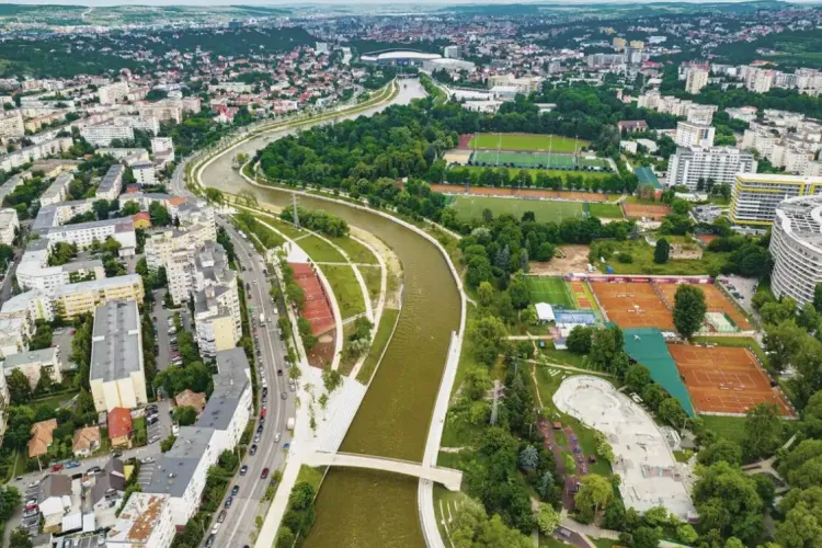 Cluj-Napoca, departe de pretențiile de oraș „verde”. Un top realizat cu Inteligența Artificială și imagini din satelit ne arată realitatea. Cine e pe 1?