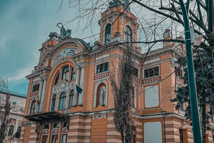 Clujul resimte vremea capricioasă! Temperaturile scad, apar ploile și furtunile, iar meteorologii avertizează asupra fenomenelor extreme