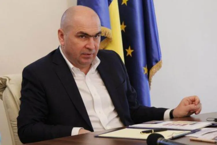 Ilie Bolojan, acuzat că și-a pus finul deputat, deși a fost condamnat penal: „Trebuie să plece rapid! A lăsat România într-un deșert economic”