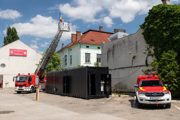 ISU Cluj va beneficia de un container de pregătire de ultimă generație, utilizat pentru simularea incendiilor FOTO