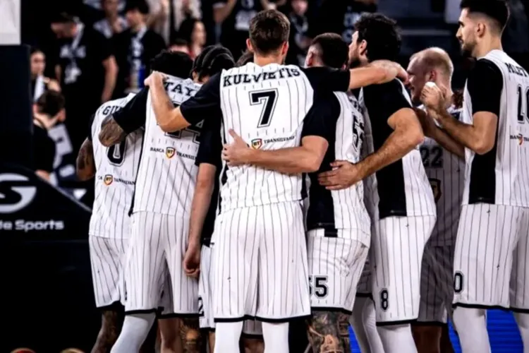 U-BT Cluj intră în lupta pentru titlu după dezamăgirea din Liga Adriatică! „Alb-negrii” pornesc „războiul” semifinalelor cu SCM U Craiova