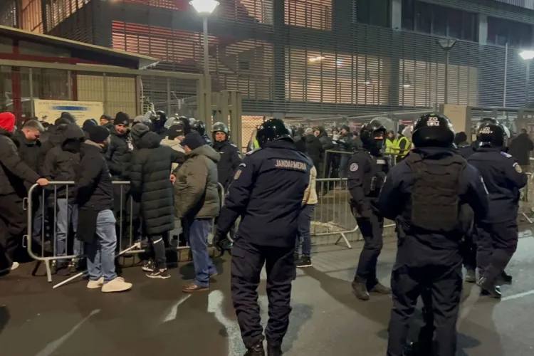 Măsuri speciale de securitate la meciul CFR Cluj - FC Argeș! Jandarmii anunță controale, restricții și reguli stricte pentru suporteri