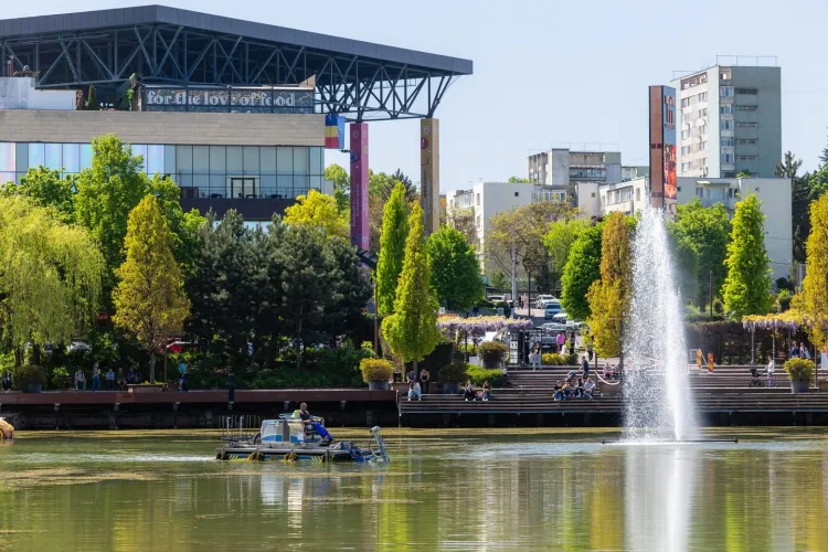 Au început lucrările la Lacul Gheorgheni din Cluj! Ce se întâmplă, concret, cu unul dintre cele mai cunoscute lacuri din oraș