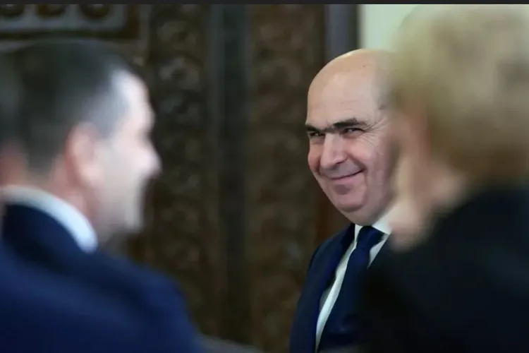 Noua lege a salarizării provoacă tensiuni uriașe. Salarii mai mari pentru jumătate dintre bugetari, dar și majorări pentru demnitari: „Nu putem renunța”