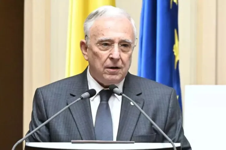România, pe marginea prăpastiei. Guvernatorul BNR Mugur Isărescu nu vede luminița de la capătul tunelului: „Reduceri de impozite, sub nicio formă”