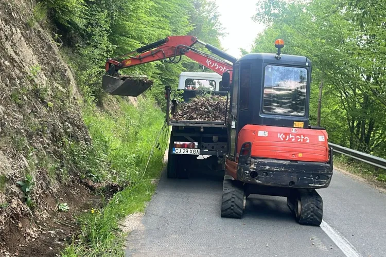 Lucrări de amploare pe DJ 103H: Un drum esențial din zona de munte a Clujului intră într-un proces de modernizare și întreținere. 19 kilometri vizați