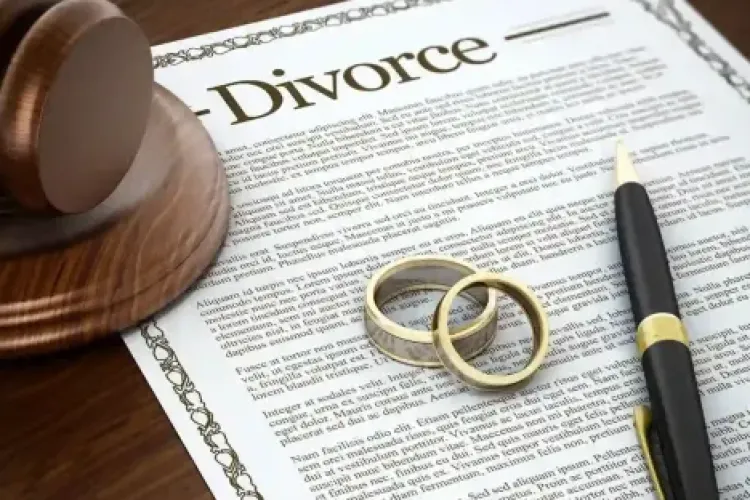 Căsnicia, în declin? Numărul căsătoriilor s-a prăbușit în Cluj, iar divorțurile cresc de la an la an