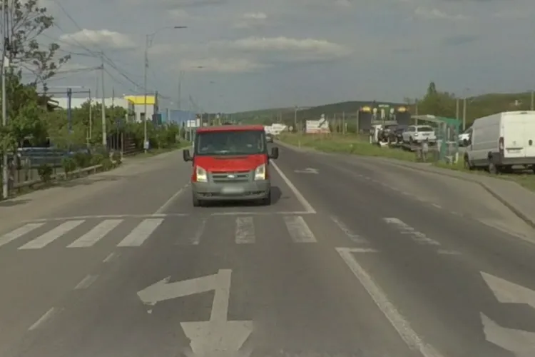 Trecerea de pietoni din Cluj unde îți riști viața la fiecare traversare! O femie era să fie călcată chiar când trecea strada: „Dacă era un copil?”