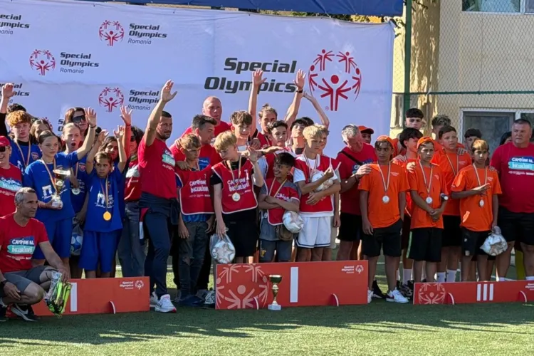Performanță de aur pentru Cluj! Echipa C.S.E.I. „Miron Ionescu” a devenit campioană națională la fotbal unificat în 7 la Special Olympics România
