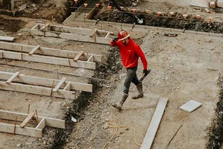 Avertisment pentru companii: Europa schimbă regulile pentru angajații care lucrează peste granițe și firmele nepregătite vor plăti cel mai scump