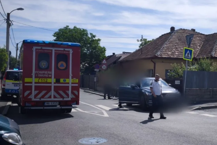 Cum s-a produs accidentul de pe strada Jiului din Cluj în care un bărbat a fost prins între mașină și un gard: A fost resuscitat pe loc