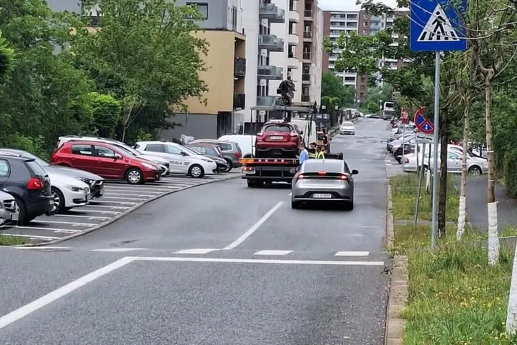 Clujenii din zona Între Lacuri se simt persecutați de Poliția Locală: „În Zorilor, fiind vecini cu primarul, beneficiază de un tratament mai prietenos?”
