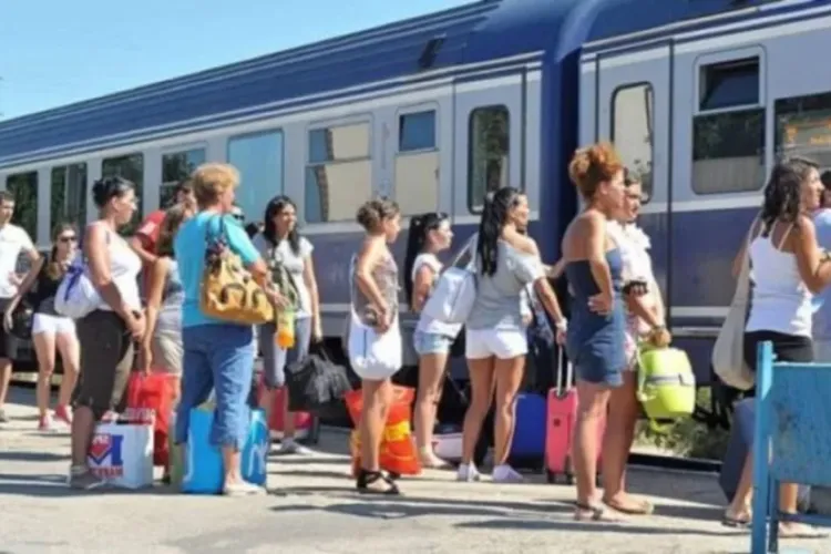 Start pentru „Trenurile Soarelui” 2026! Românii pot merge direct la mare din toate regiunile țării, iar CFR anunță curse speciale până în septembrie