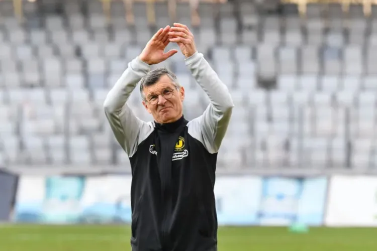 Sabău îl dă exemplu pe Louis Munteanu: „Se transformă când e antrenat de Hagi”. Antrenorul speră să dea lovitura și la Farul, după modelul U Cluj