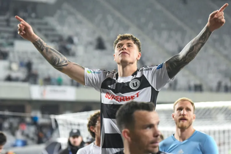 Impact major în Superliga! Noile reguli FIFA dau peste cap strategia cluburilor, în frunte cu Universitatea Cluj sau CFR. Jucătorii vor avea de câștigat