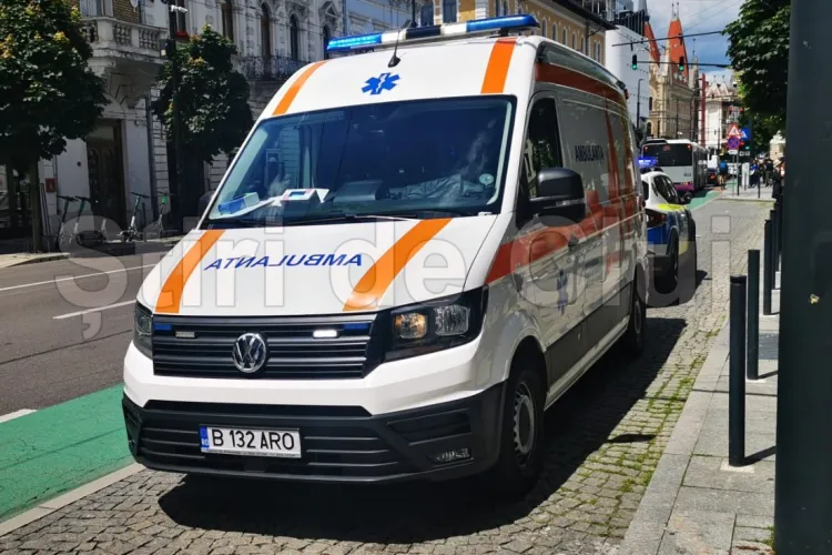 VIDEO. Cine era turista găsită moartă azi într-un hotel din centrul Clujului: Medicii nu au mai putut face nimic pentru ea