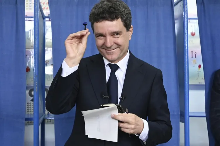 Vin anticipatele? Planul lui Nicușor Dan dacă Guvernul Tomac cade în Parlament. Vrea refacerea coaliției PSD-PNL-USR-UDMR, fără Ilie Bolojan premier