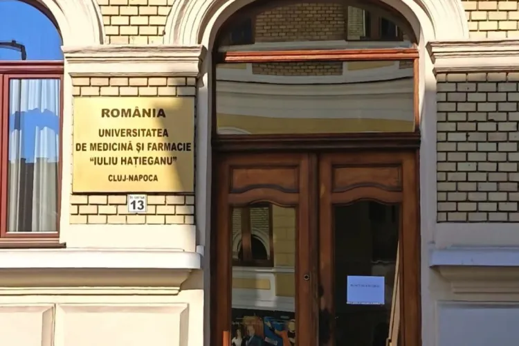 Universitatea de Medicină din Cluj deschide porțile pentru bătrânii topiți de caniculă: apă rece, odihnă și răcoare: Complet gratuit, din iulie!